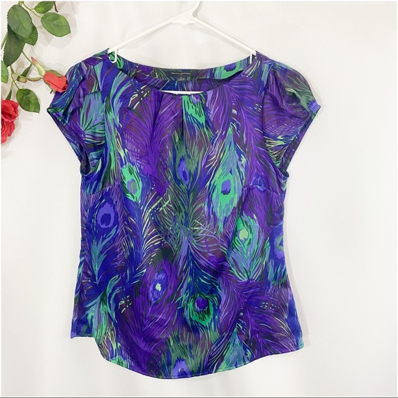 Banana Republic Tops - 💋3/$20💋 Banana Republic Peacock Feathers Dressy Blouse